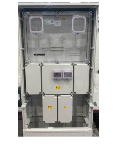 PVT-K-L Á-V Fm-UEgy felhasználási helyes M63.80A és V32A mérés földkábeles, szabszerelt kivitelben, fogyasztói főelosztóval (CSP24.ES146), Csatári-PLAST