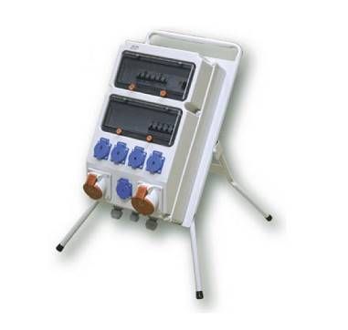 SCHFLV01 felvonulási szekrény összecsukható lábazattal, 5xschuko alj,1db 5P32A CEE és 2db 5P16A CEE aljzatok, védelemmel ellátva - elektrobagoly.hu